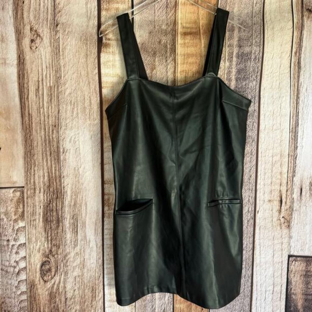 Abercrombie & Fitch Dress Faux Leather Black Mini Edgy‎ Vegan Sleek Modern Style